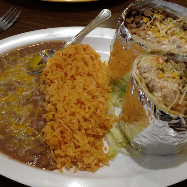 Taco plate with fresh salsa